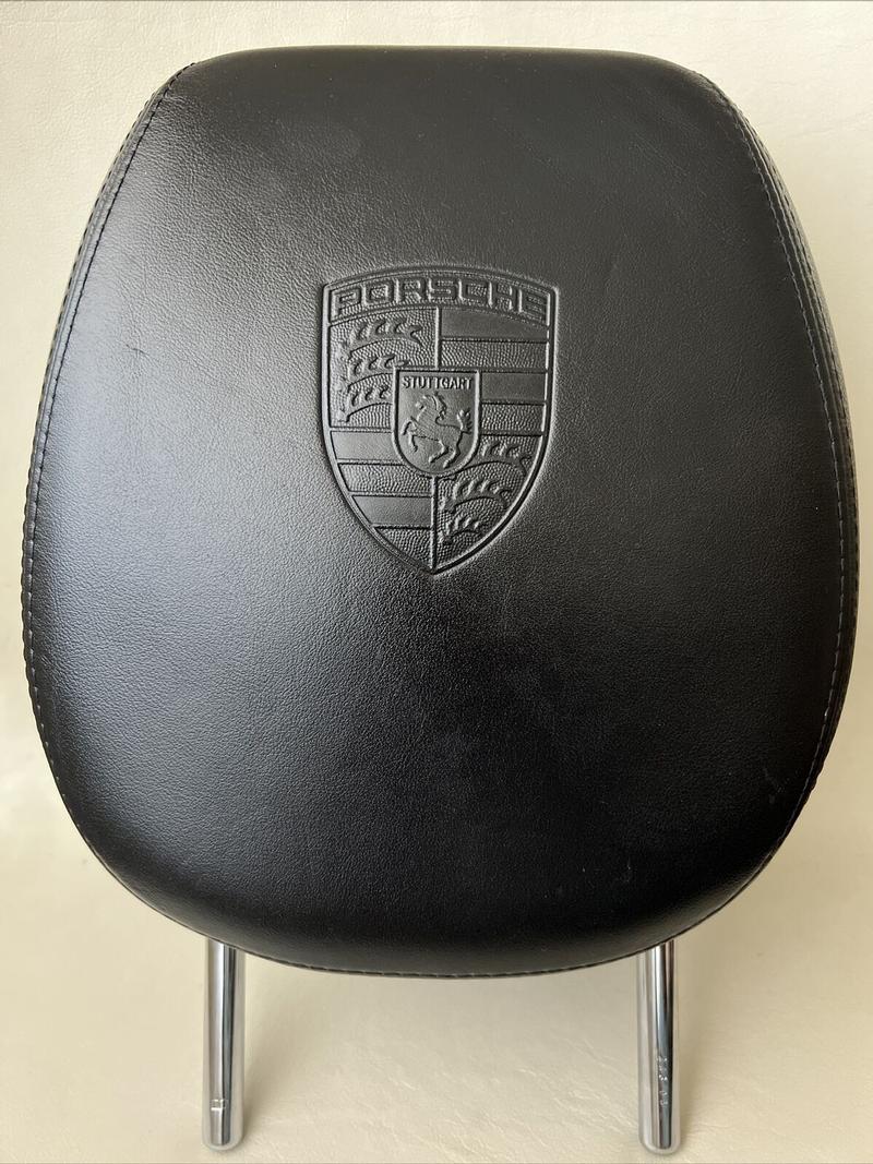 Porsche Headrest.jpg