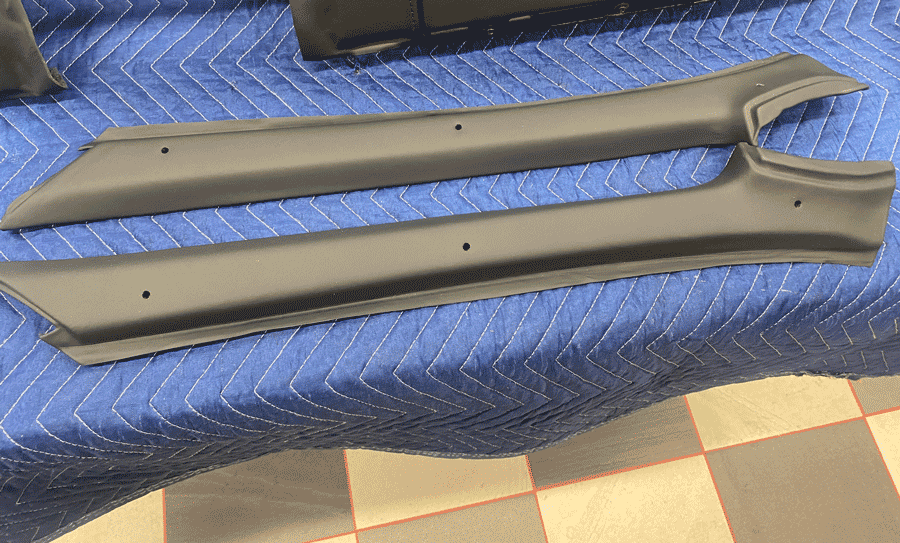 apillars-leather.gif