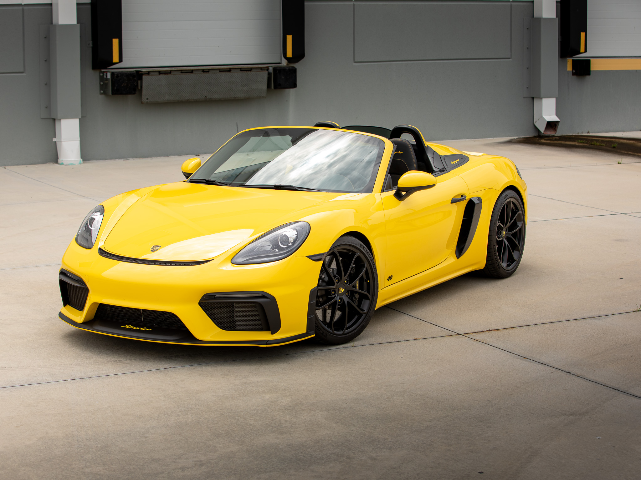 21 Spyder a.jpg