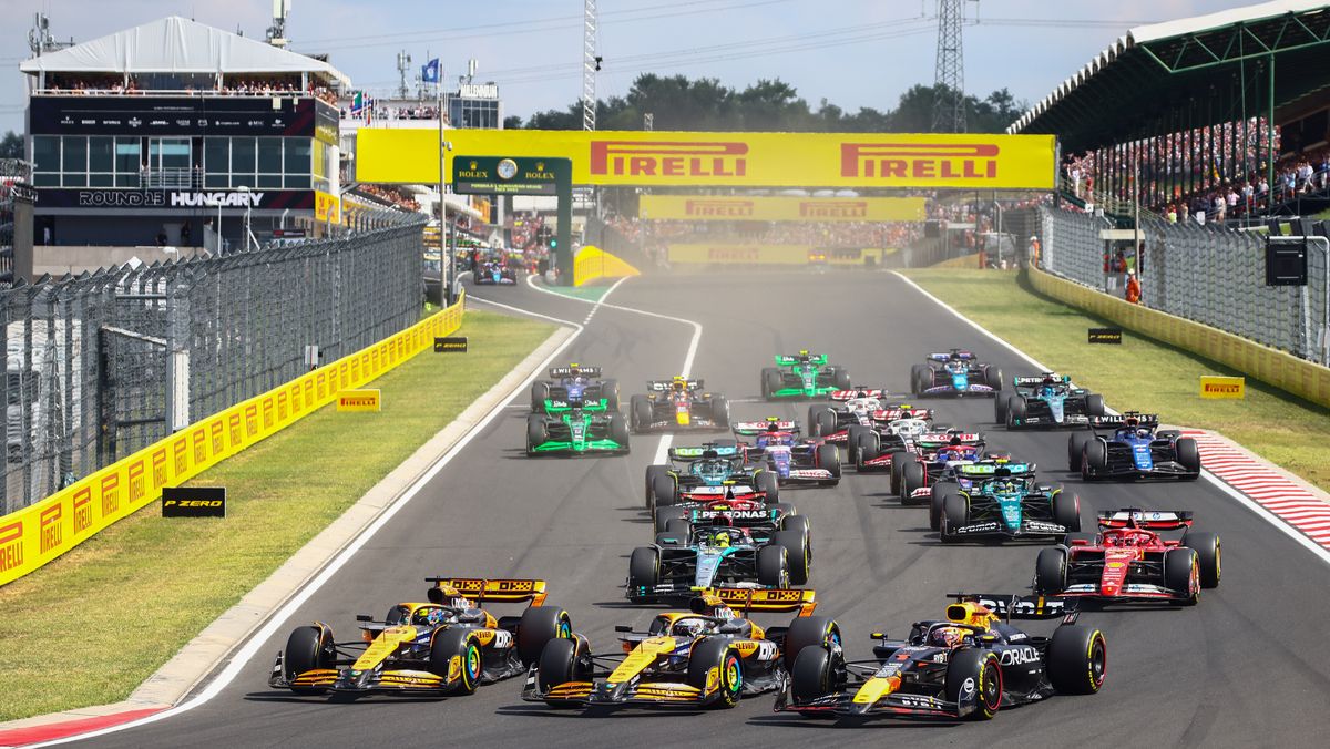 oscar-piastri-of-mclaren-lando-norris-of-mclaren-and-max-news-photo-1753719429.jpeg