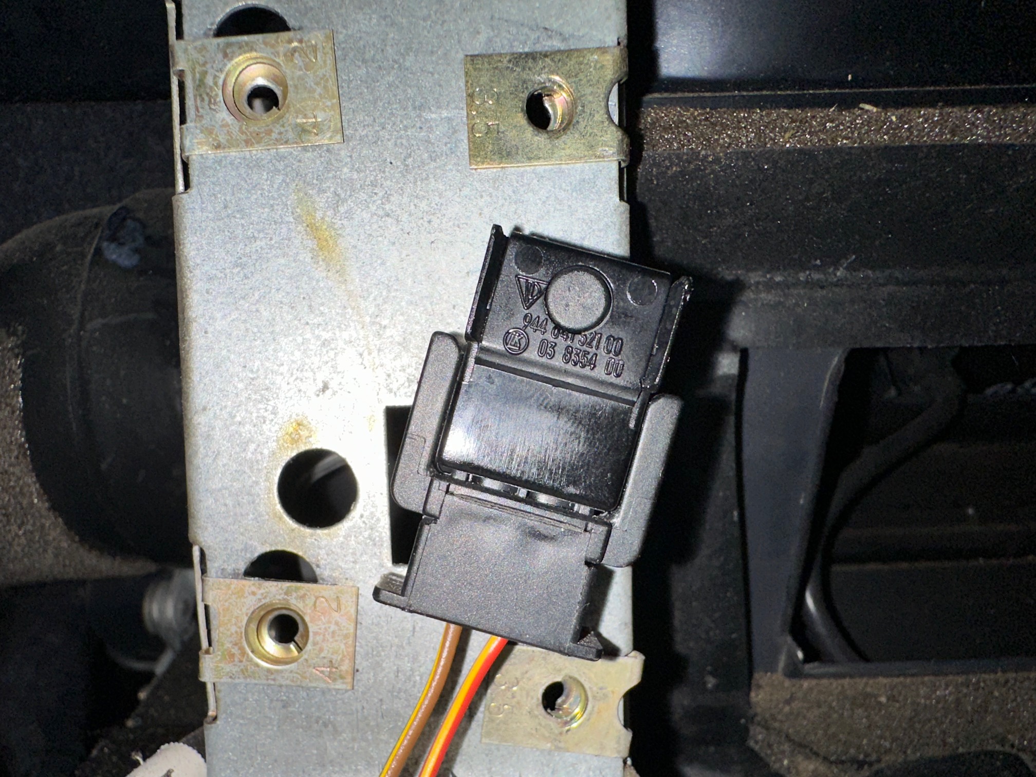 Trip Odometer Reset Button Switch.jpg
