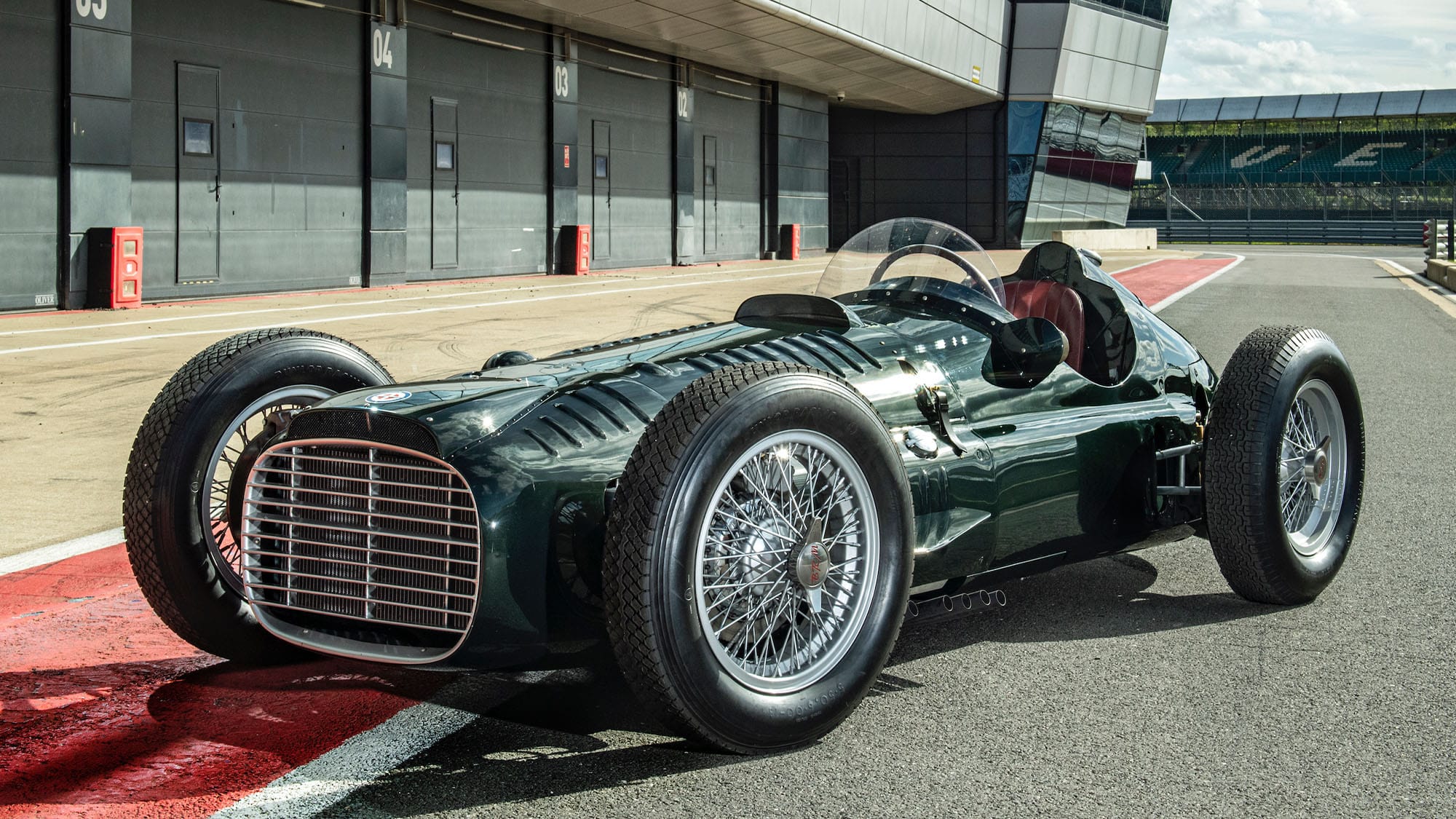 BRM-V16-Silverstone-1233445514.jpg