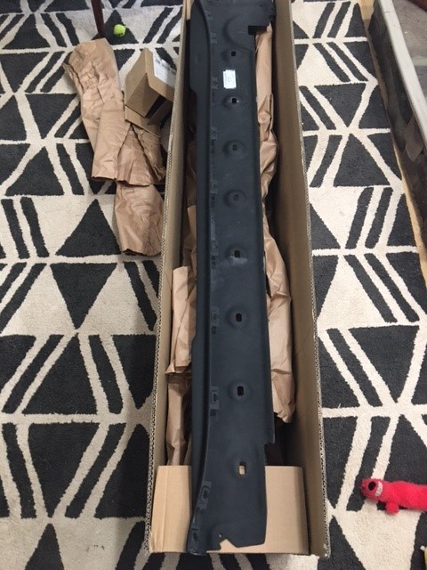 Side Skirt 1.jpg