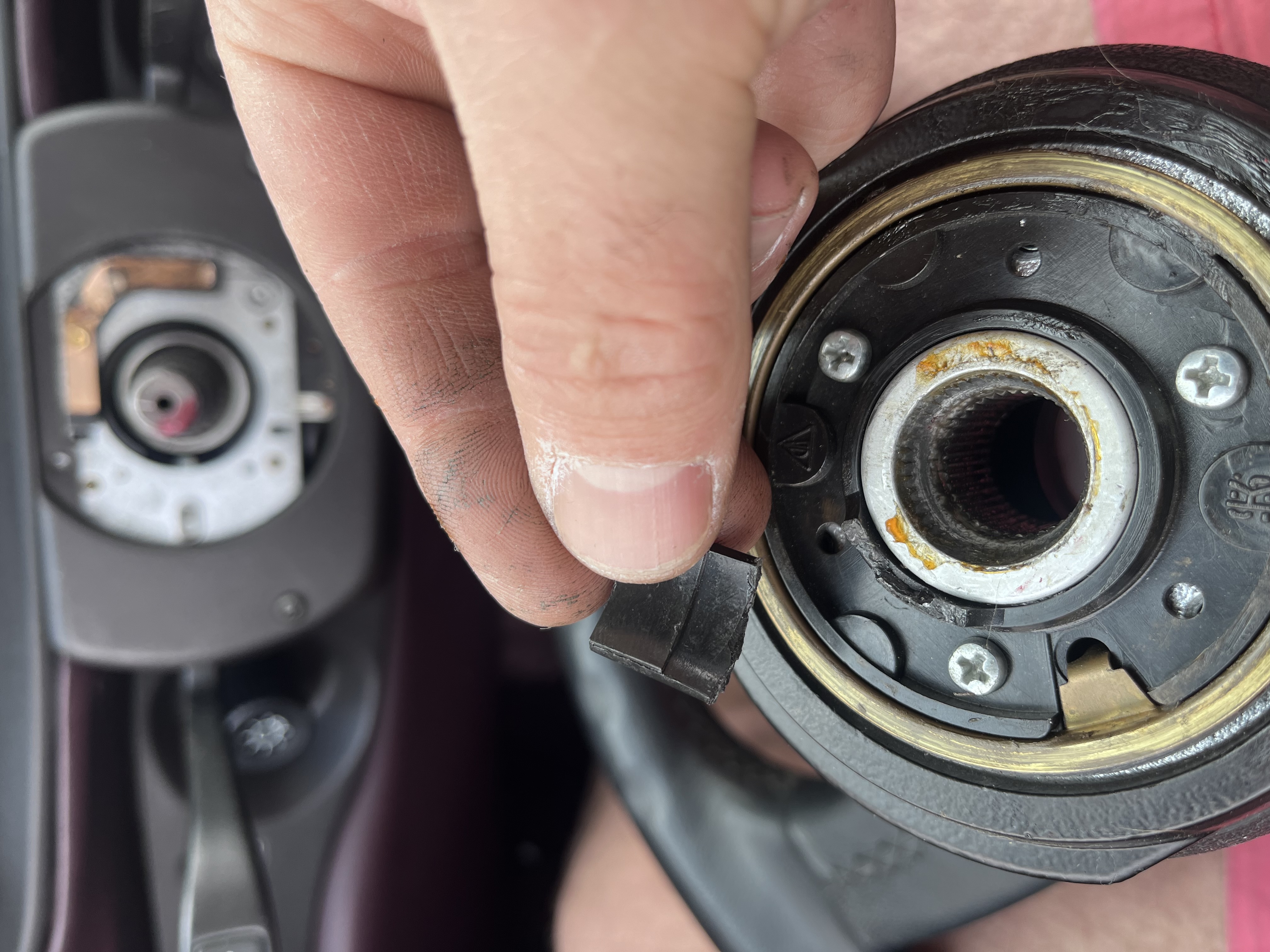 wheel broke plastic.jpeg
