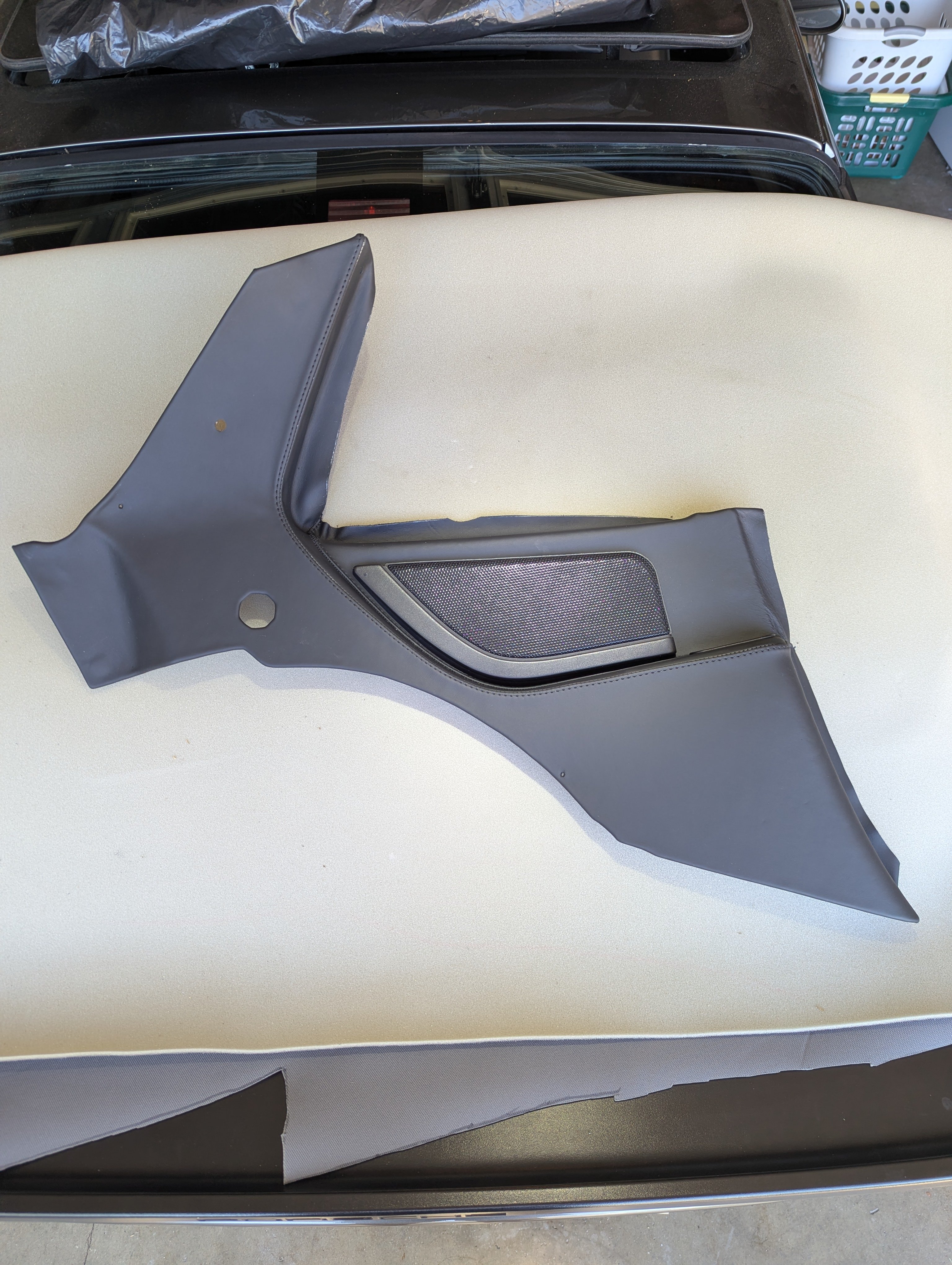 Rear qtr w/ grill