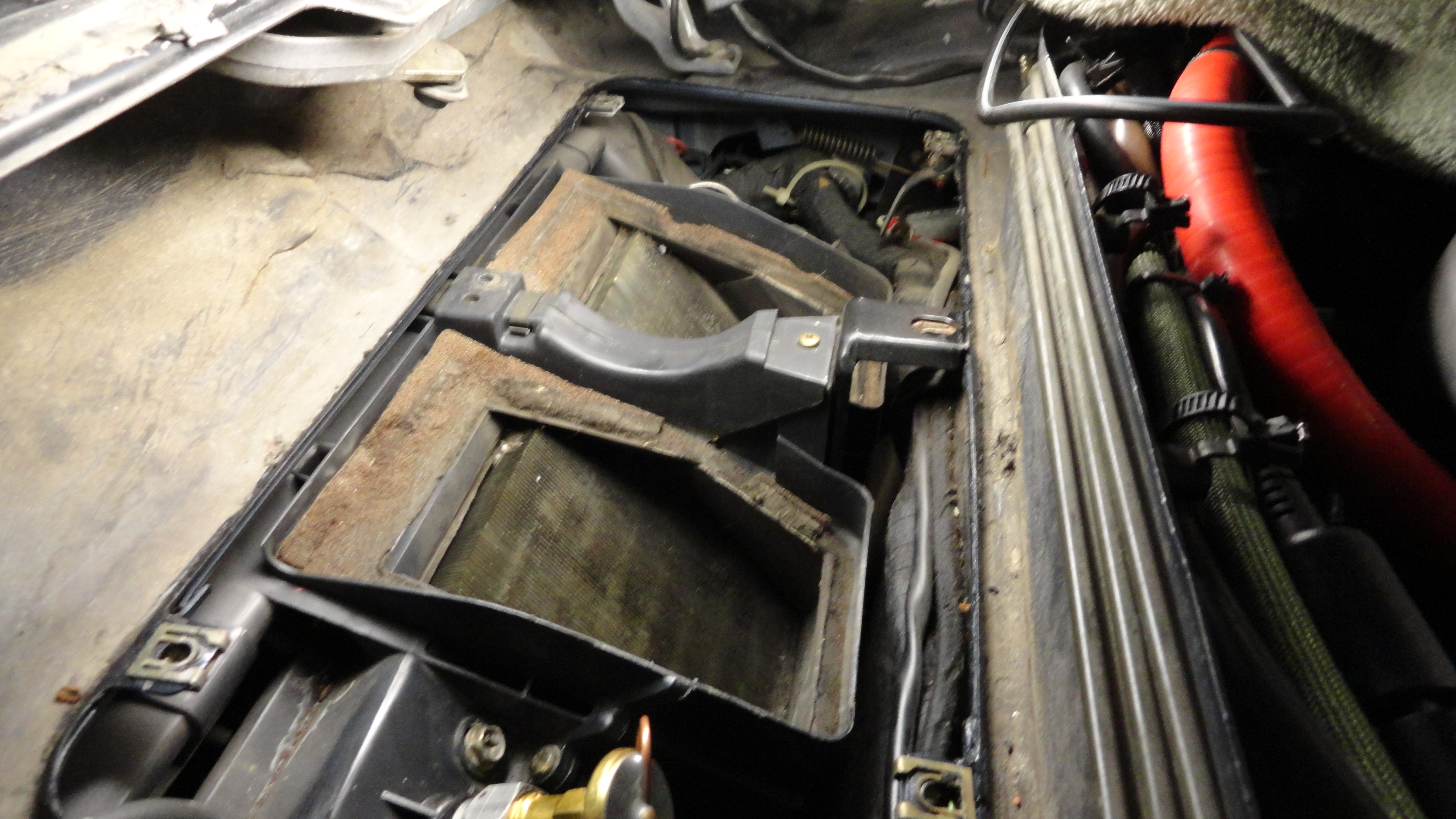 Blower housing seal.JPG