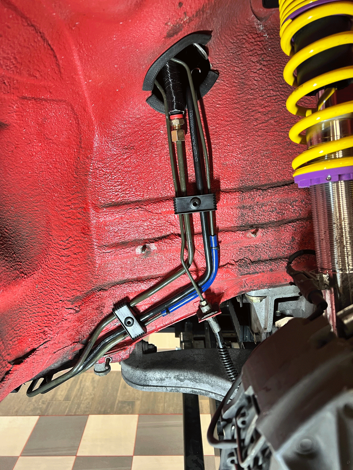 fuel-line-clips-installed.gif