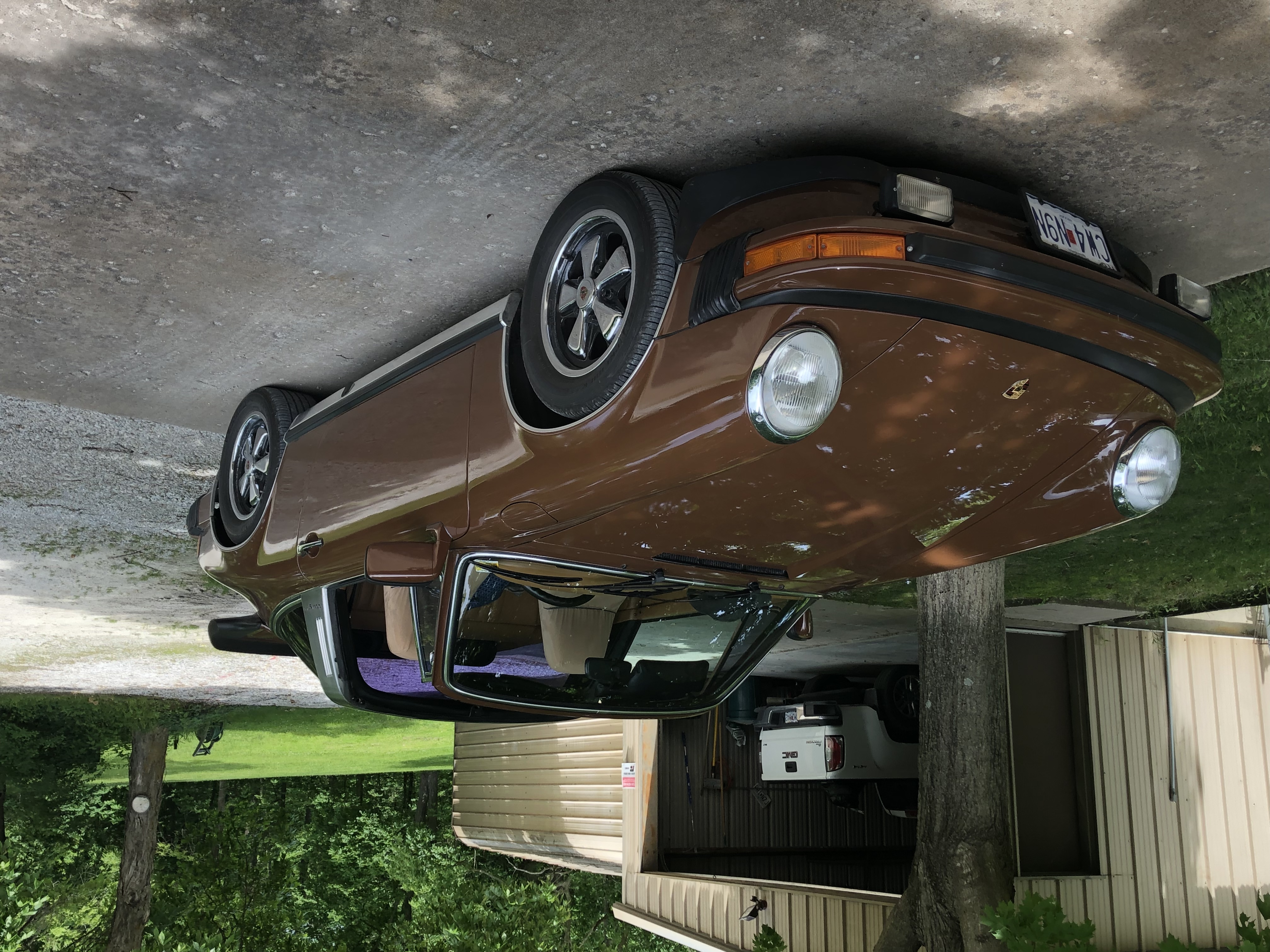 76 911S Targa