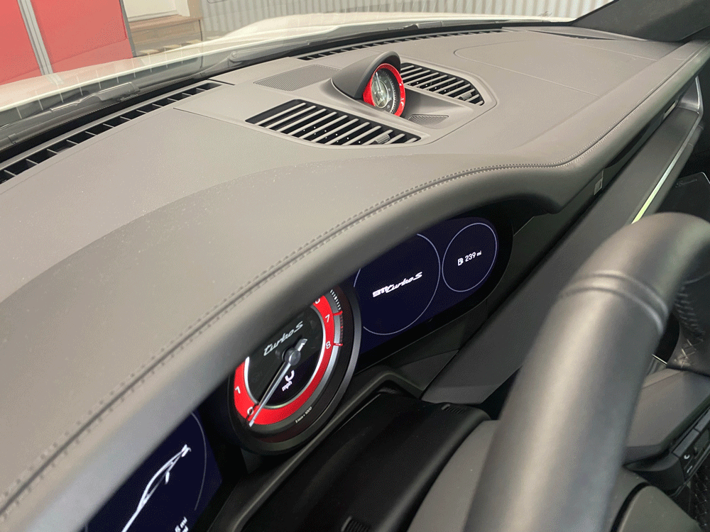 992-bezel-red-match.gif